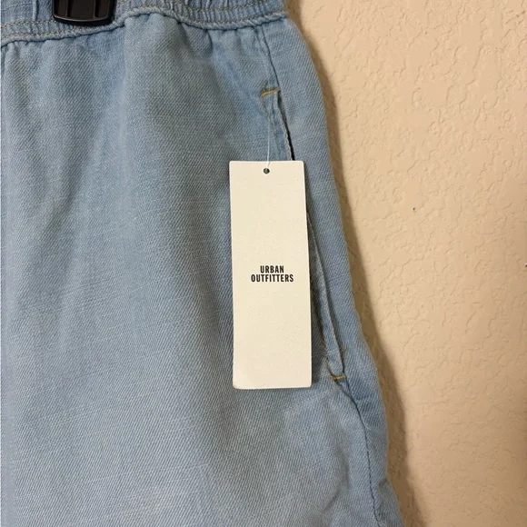 Urban Outfitters BDG Adriane Light Blue Relaxed Drawstring Shorts Size Large NWT - Picture 3 of 16